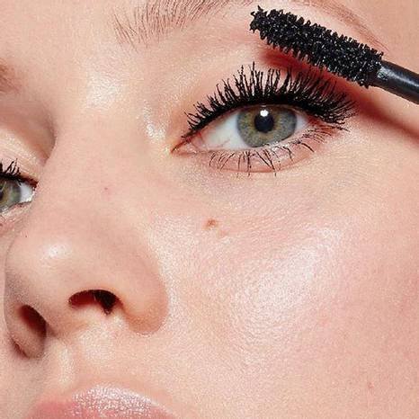 Air Volume Mascara Modelo